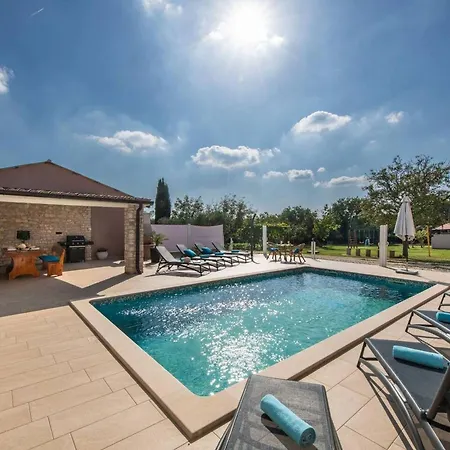 House Lara Tatil Evi