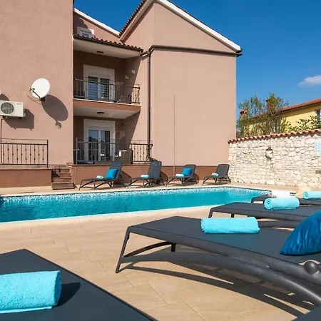 House Lara Tatil Evi *