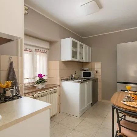 House Lara בית נופש