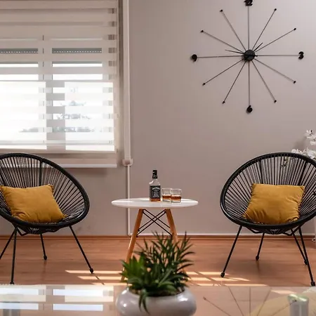 House Lara Hreljići
