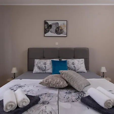 House Lara * Hreljići